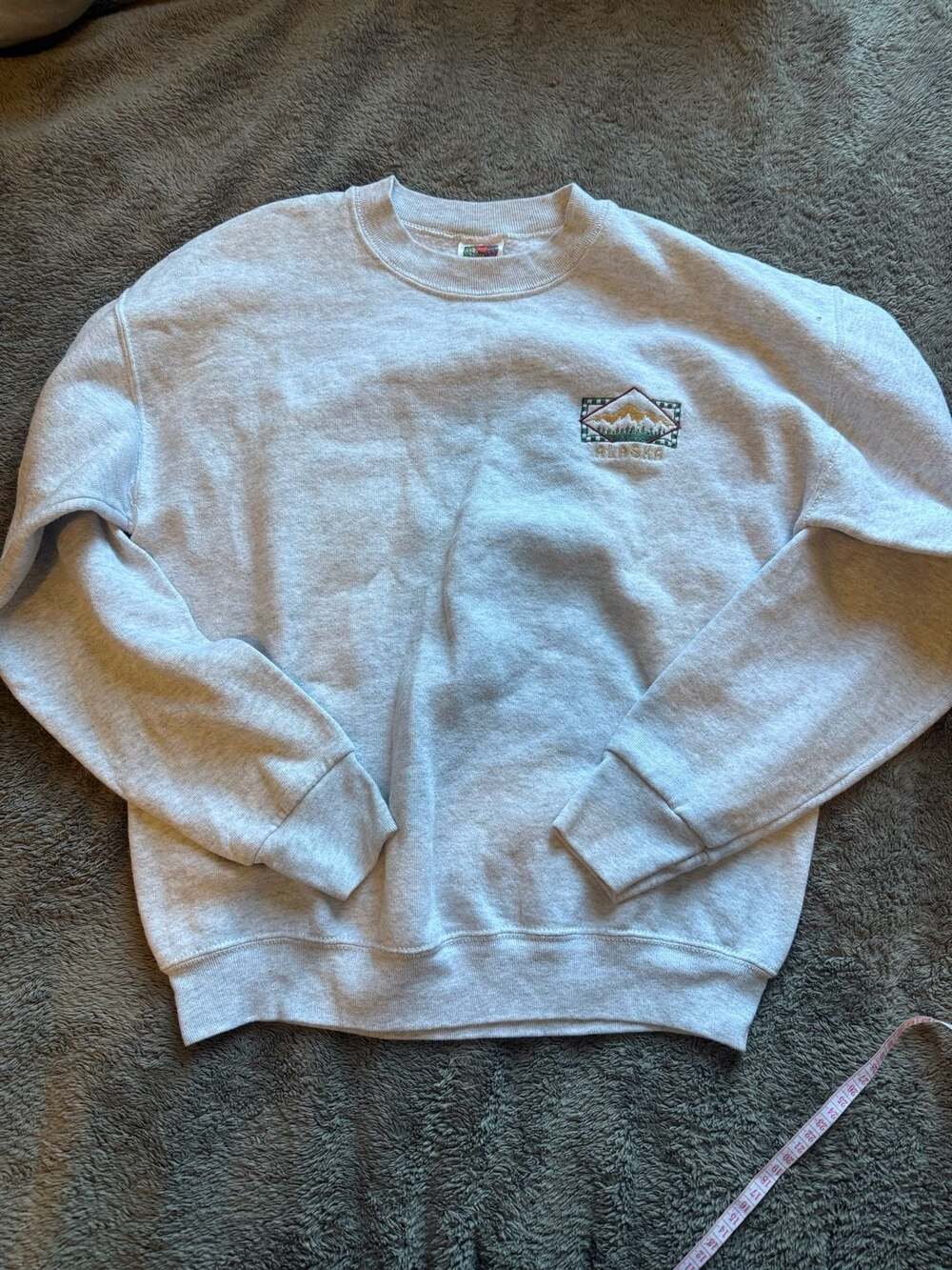 Fruit Of The Loom Alaska Mountain Sweatshirt Size M Gray